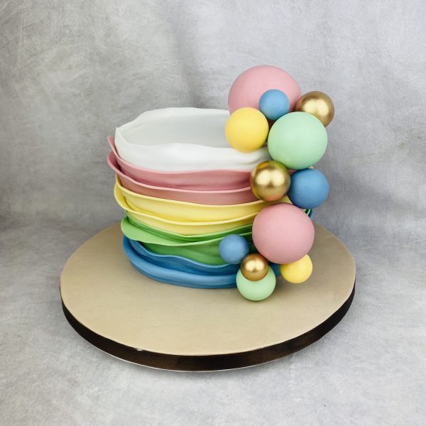 Tarta de primera comunión personalizada, de Bonacasa Cake Design (Madrid)