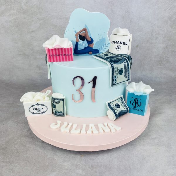Tarta de cumpleaños para adultos personalizada, de Bonacasa Cake Design (Madrid)