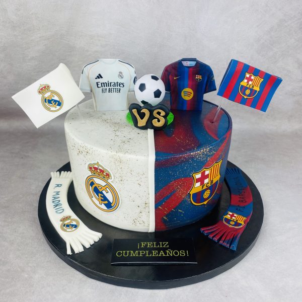 Tarta de cumpleaños para adultos de fútbol, de Bonacasa Cake Design (Madrid)