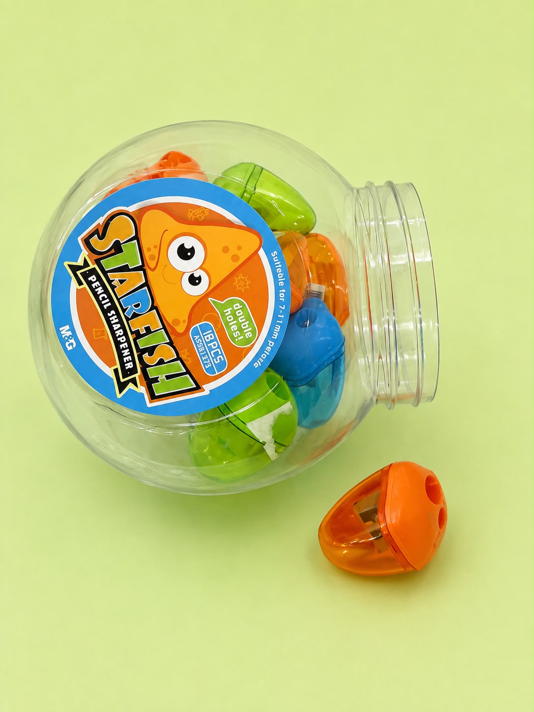 taille-crayon avec reservoir / Sharpener with reservoir