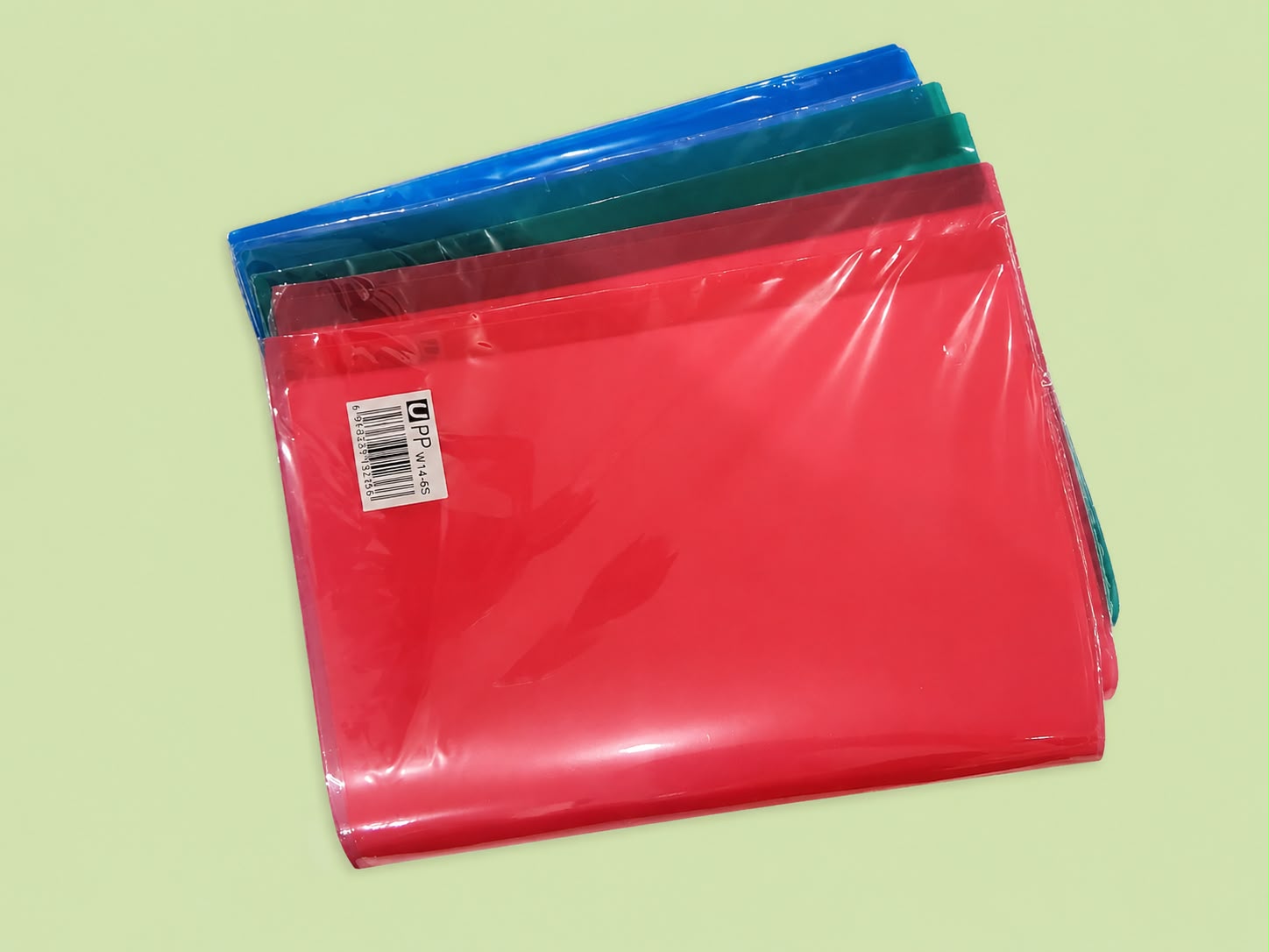 Un porte-vues A4 (40 vues) / A4 display book (40 pockets)