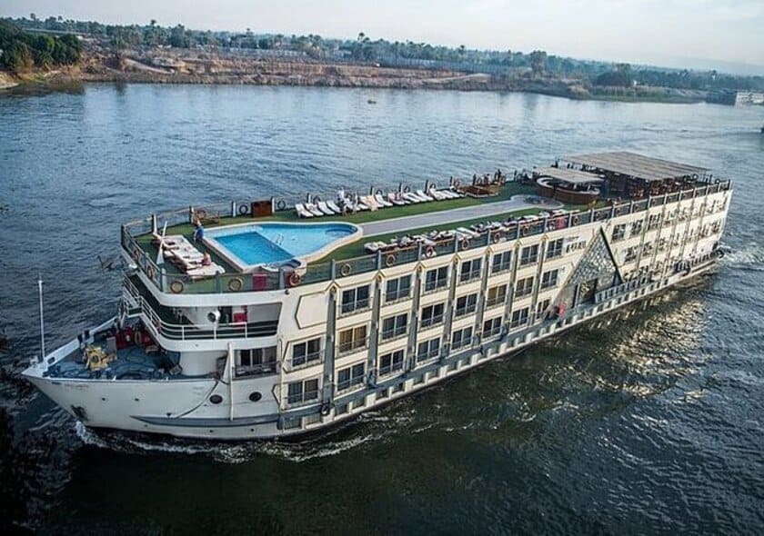 Nile cruise (Aswan/Luxor)