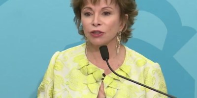 Isabel Allende won the 2026 Premio Planeta for La hora antes del alba
