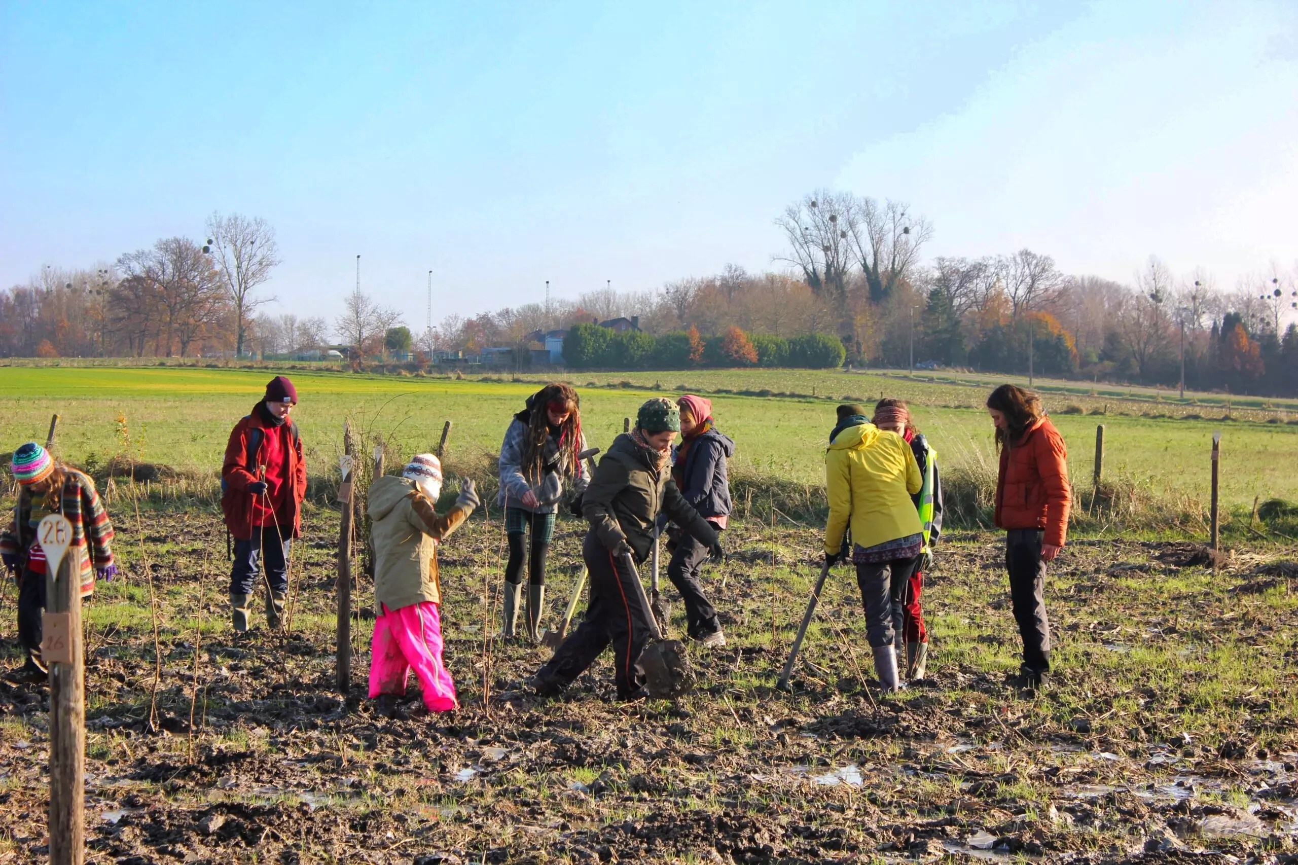 Foto: Plantdag 2023 met kinderen en gezinnen