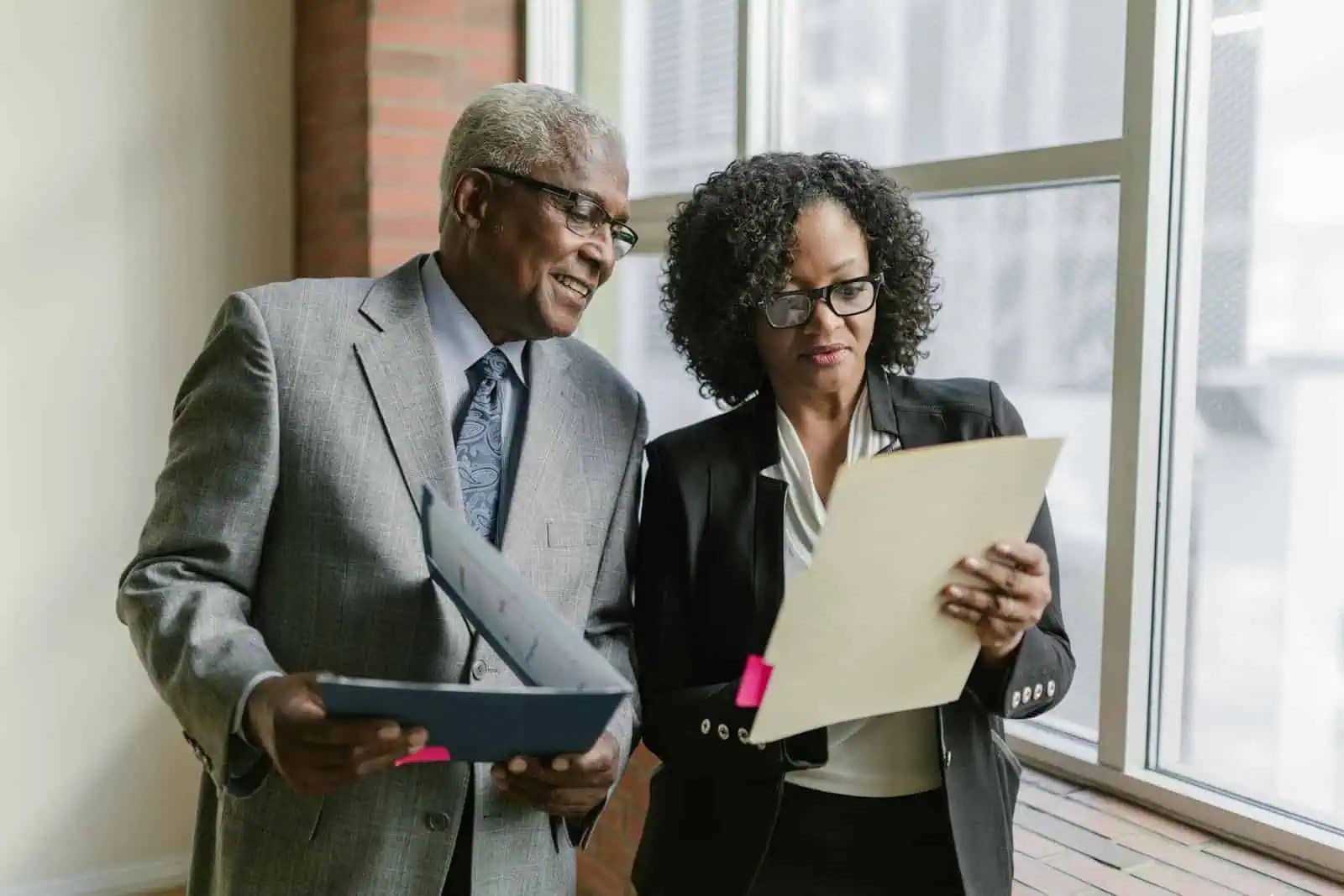 Resource Reviews & inspiring success stories to grow your business to new heights