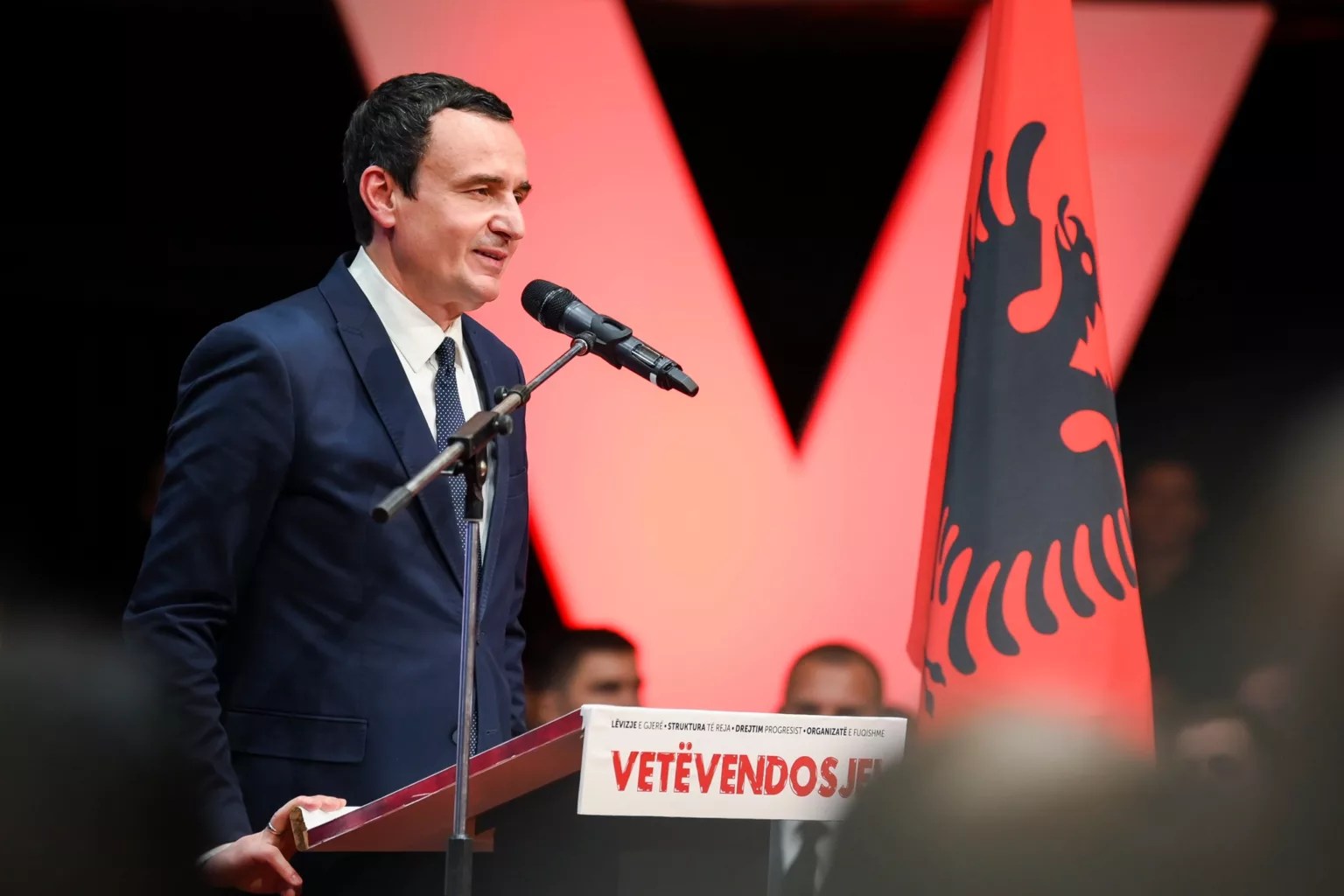 Kurti: Mos shikoni partinë kësaj radhe, por shikoni punën që është bërë