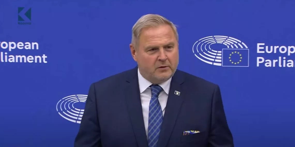 Terras kërkon nga BE-ja t’i heq masat ndaj Kosovës