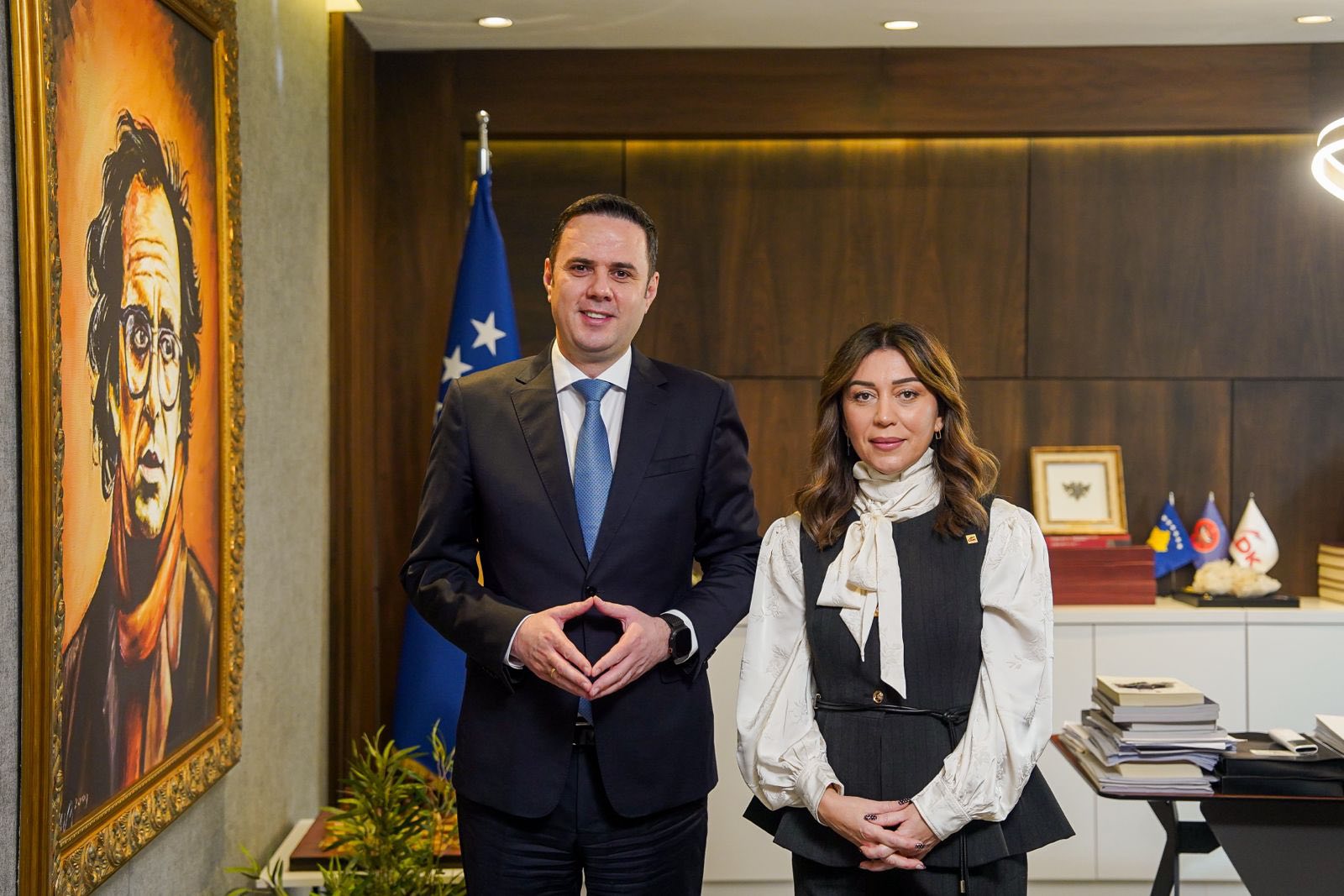 Gruja e Ish-deputetit të LDK-së zyrtarizon kalimin në parti