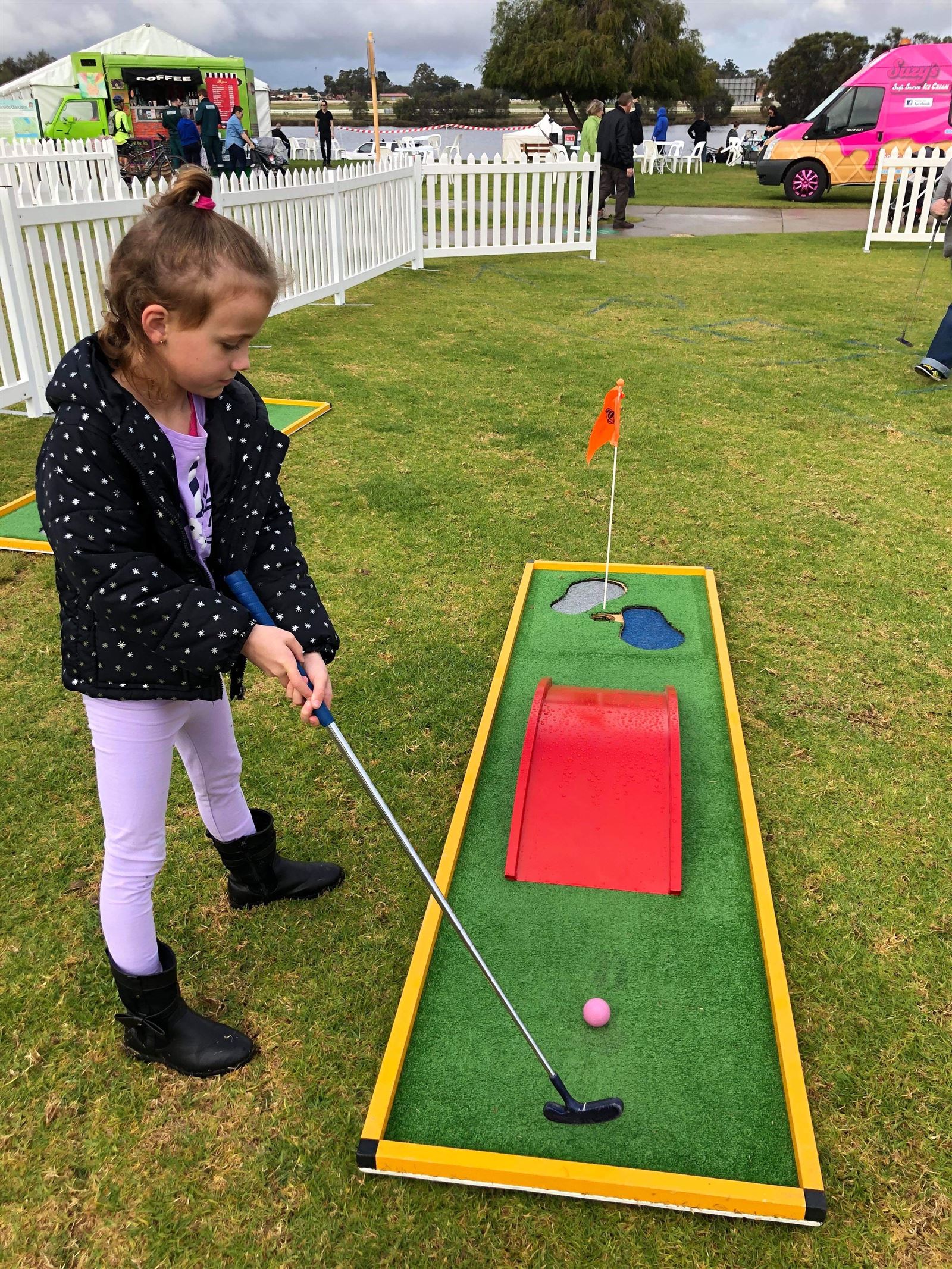 Mini golf hire perth