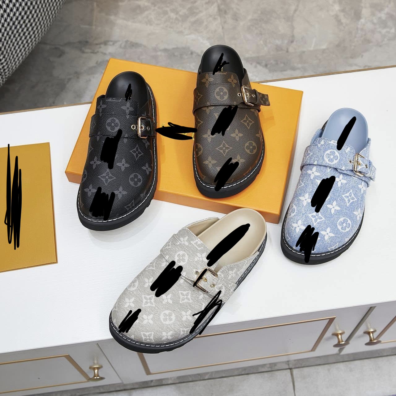 Leather clogs