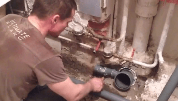 Menggantikan paip di bilik mandi. Pemasangan, penggantian 