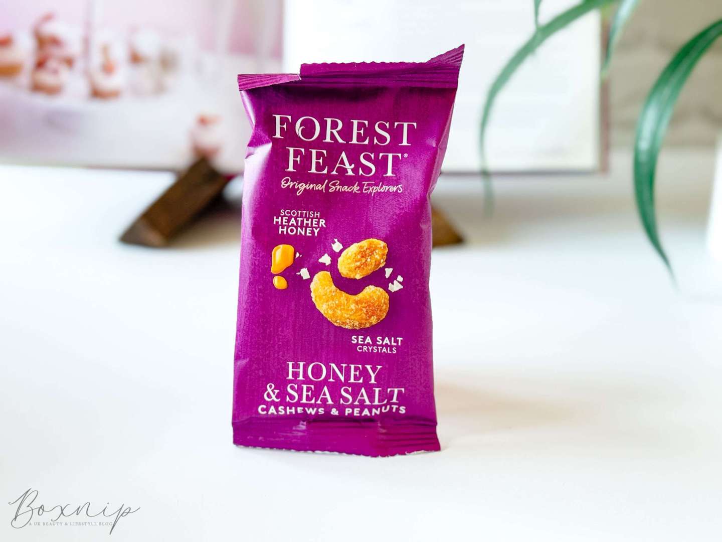 Forest Feast Honey & Sea Salt Cashew & Peanuts