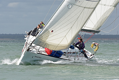 London Corinthian Sailing Club Sunsail F40 Series 1 Fri Eve