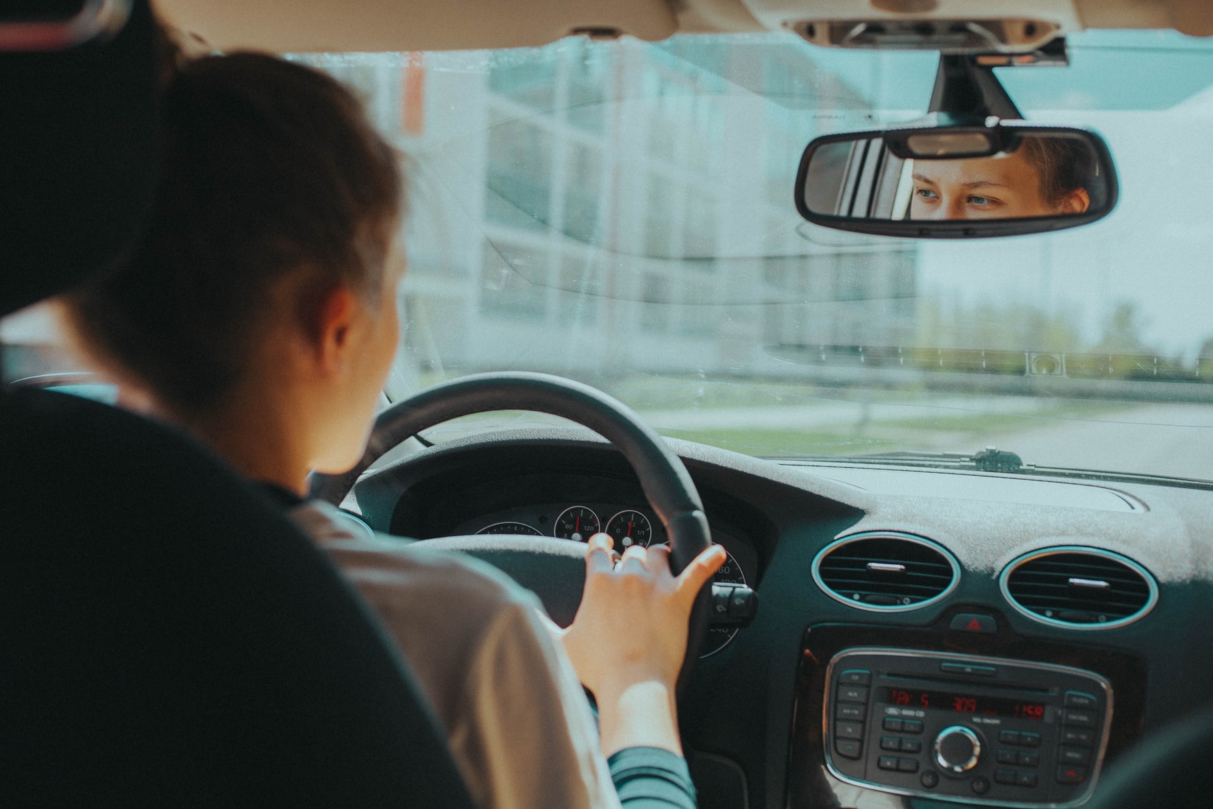 6 car hacks to make driving much easier