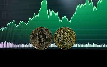 Bitcoin Drops Below $113,000 with 24-Hour Decrease of 1.35%