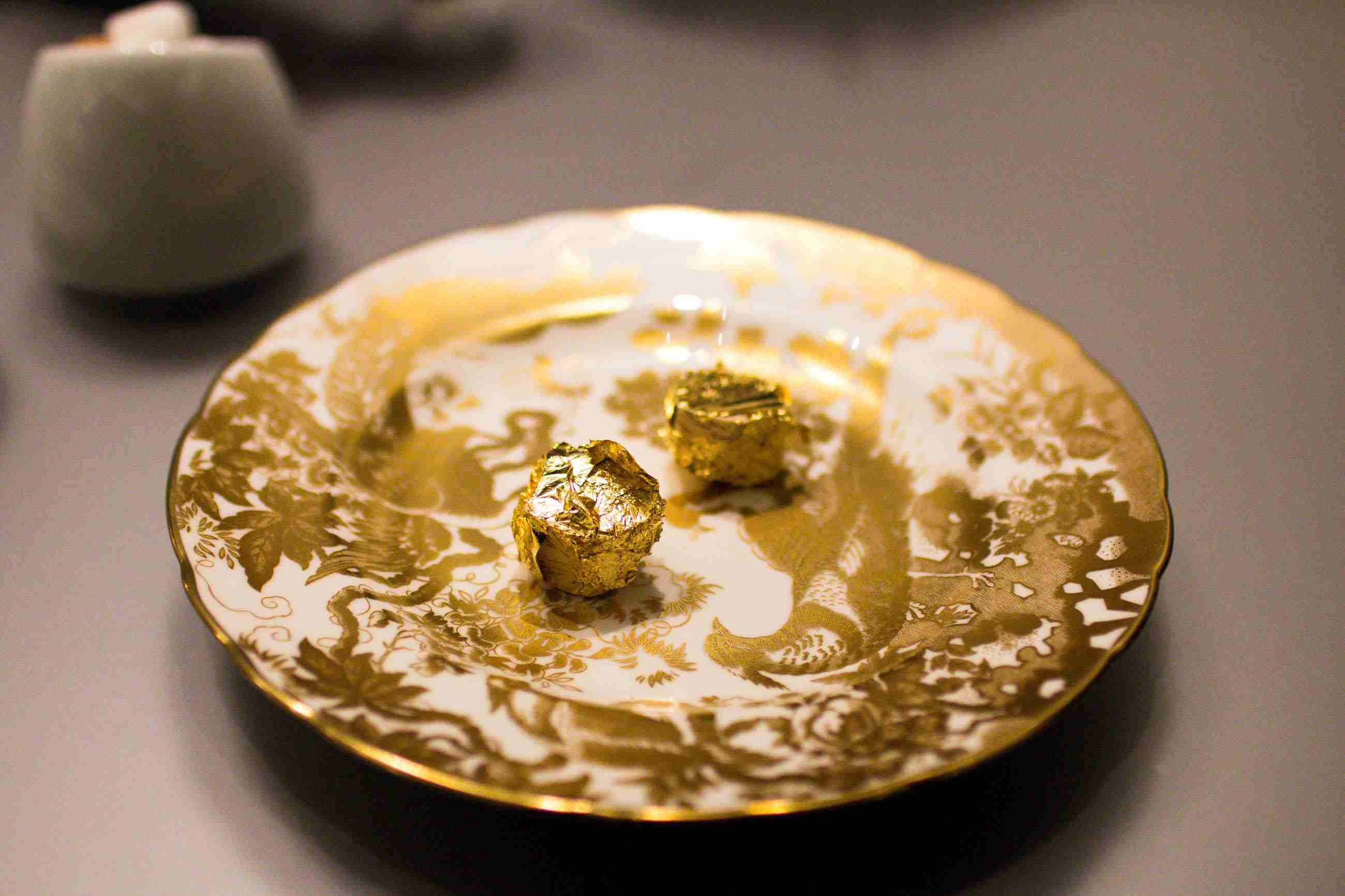 "Nugget" at Alinea, Chicago (Photo by Brad A. Johnson)