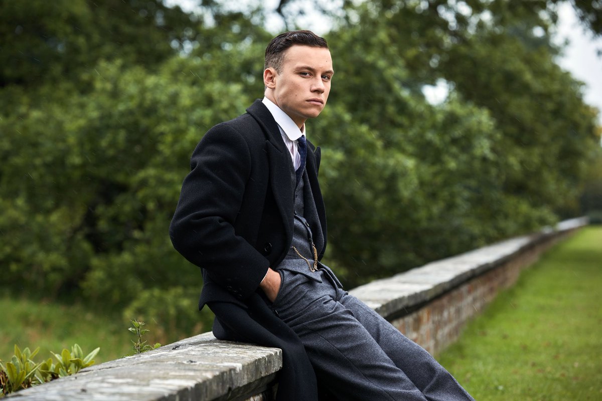 Finn Cole