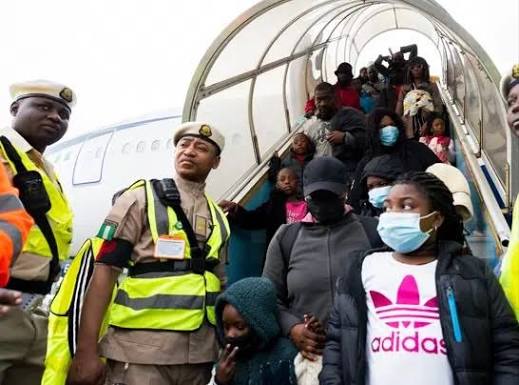 Nigeria Completes South Africa Evacuation As Over 1,500 Citizens Return Home Amid Xenophobic Attacks - Brand Spur