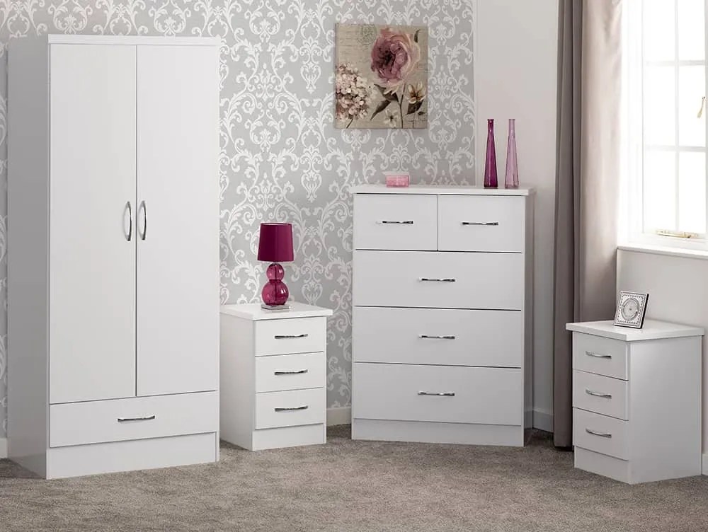 Seconique Nevada White High Gloss 4 Piece Bedroom Furniture Package