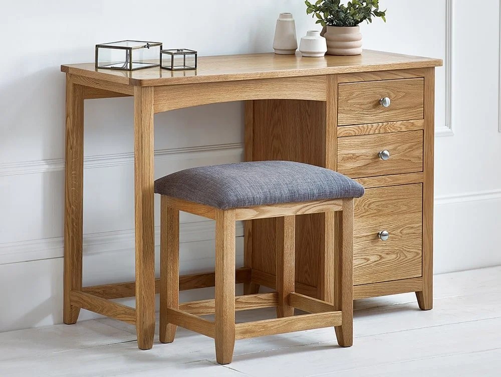 Julian Bowen Mallory Oak Single Pedestal Dressing Table Set