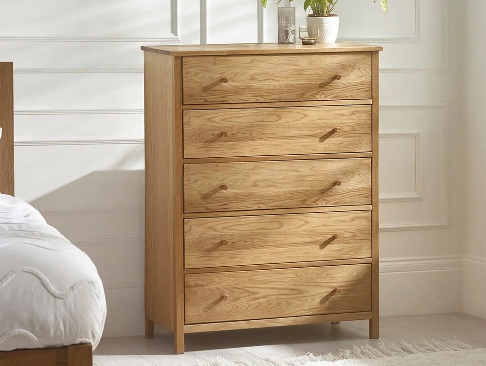 Julian Bowen Coxmoor Oak 5 Drawer Chest of Drawers