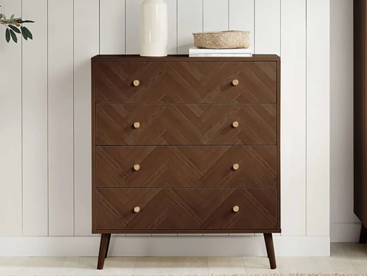 Birlea Herringford Walnut 4 Drawer Chest of Drawers