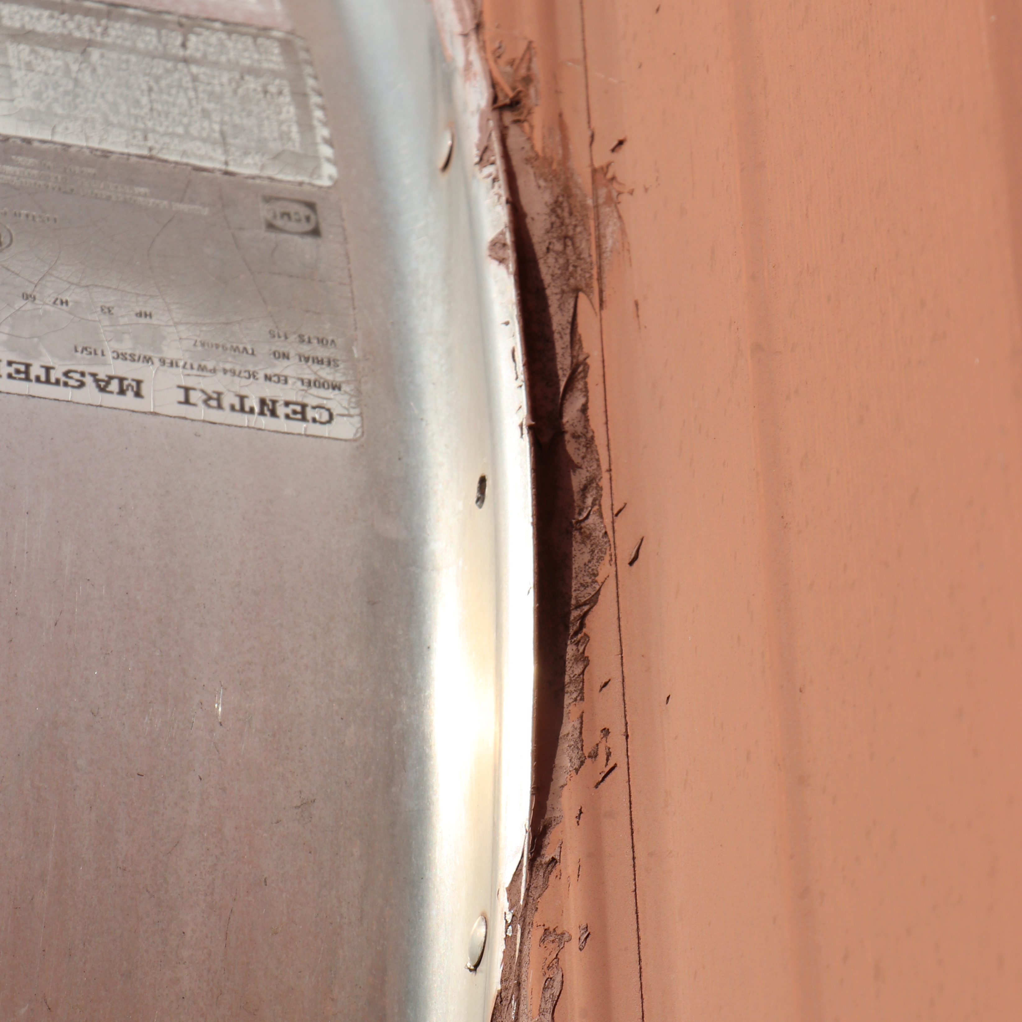 No sealant around metal