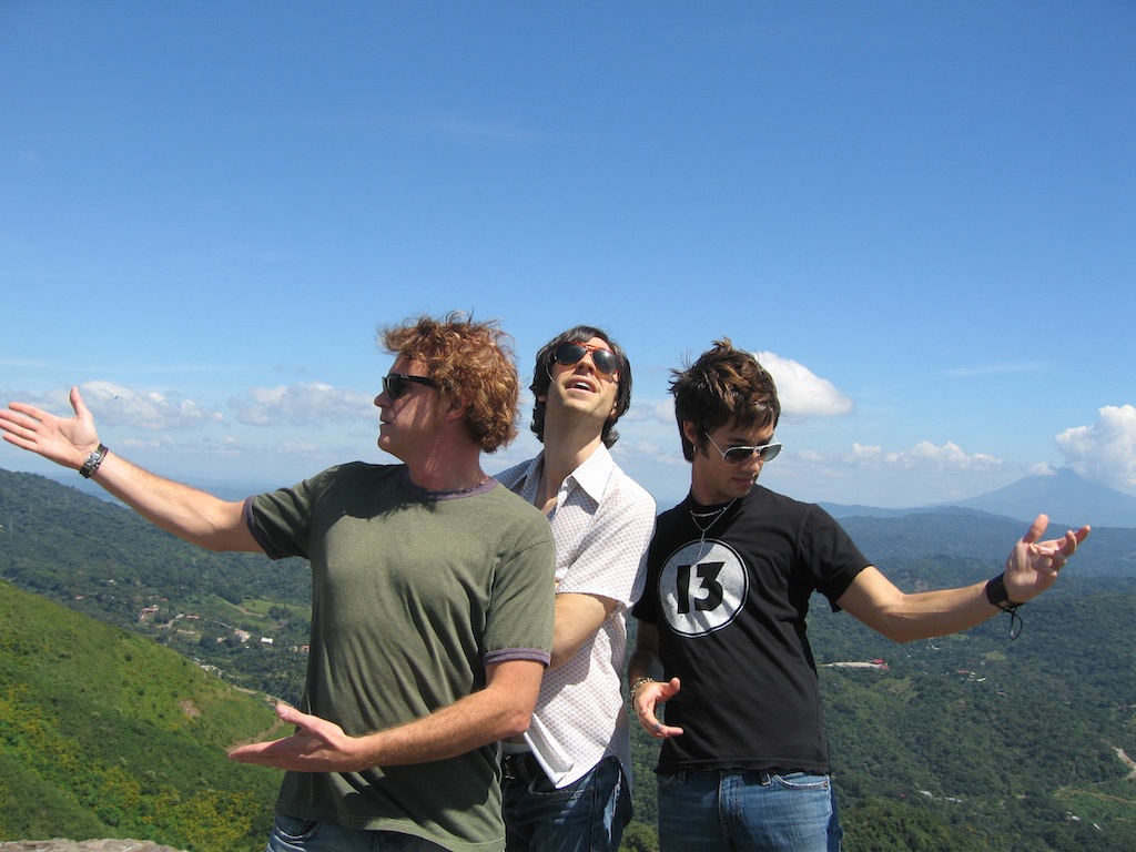 Ben, Jon, Brendan atop "La Puerto Del Diablo" in San Salvador...