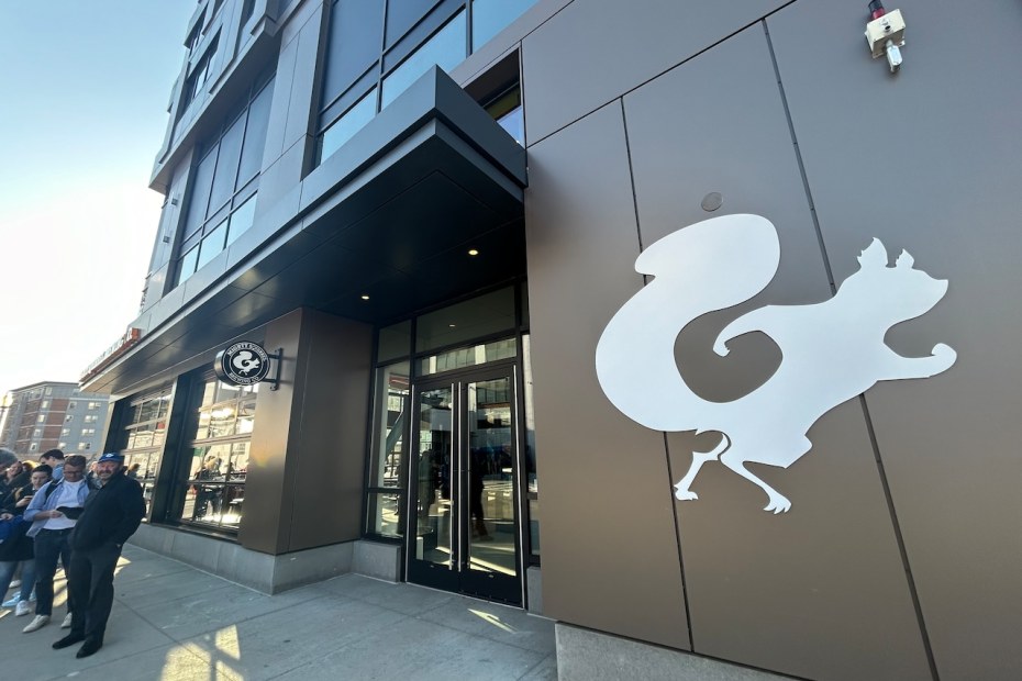 Boston Brewery Opens, Revitalizes Fenway Dining Experience