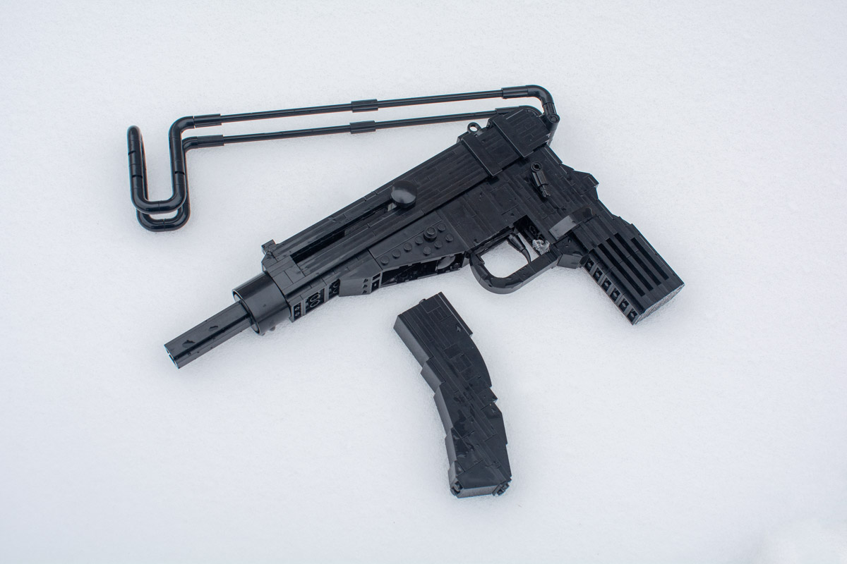 Instructions for Custom LEGO Vz 61 Škorpion | Brick Replicas