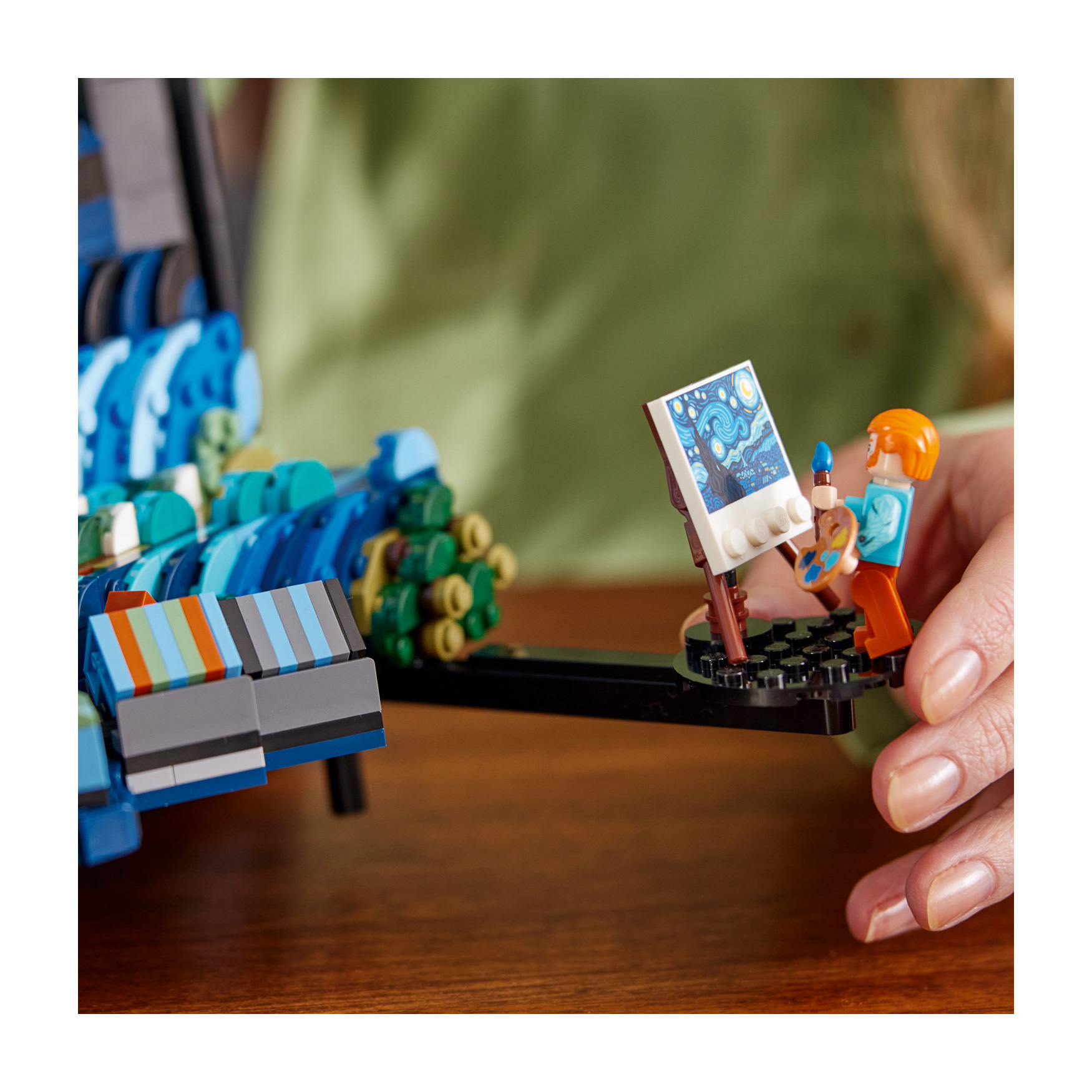 LEGO® Vincent Van Gogh The Starry Night 21333 - Image 11