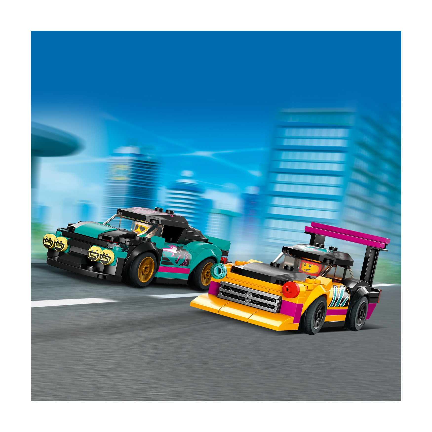 LEGO® Custom Car Garage 60389 - Image 4