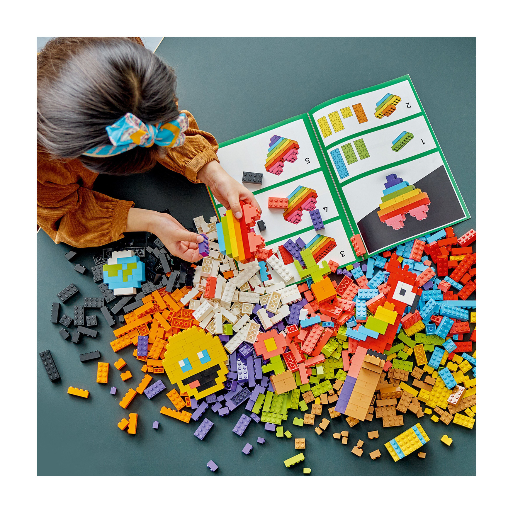 LEGO® Lots of Bricks 11030 - Image 5