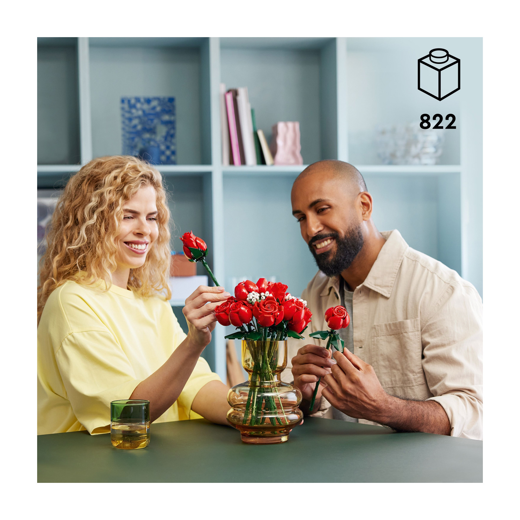 LEGO® Bouquet of Roses 10328 - Image 5