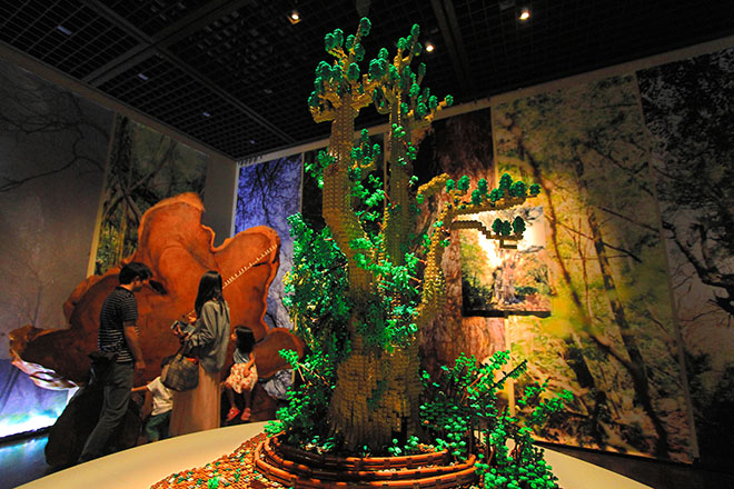 LEGO Art Exhibit in Kagoshima, Japan Features a Majestic Brick