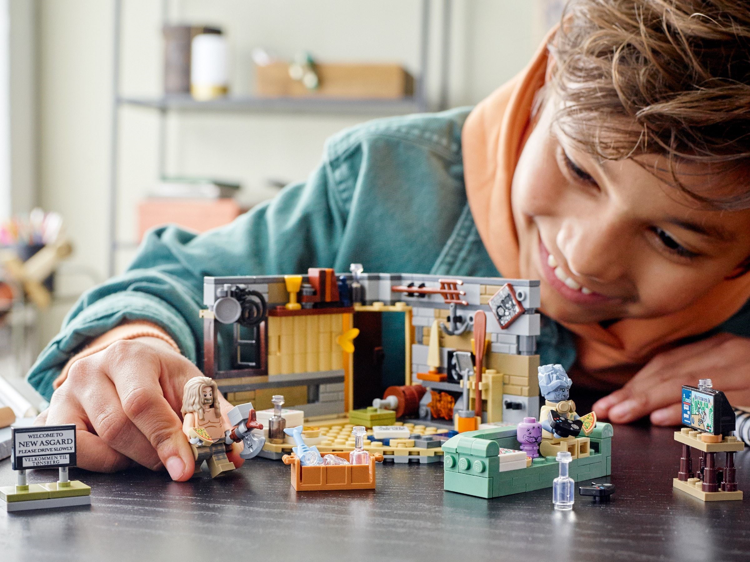 LEGO Marvel Bro Thor's New Asgard (76200) Set Officially Revealed