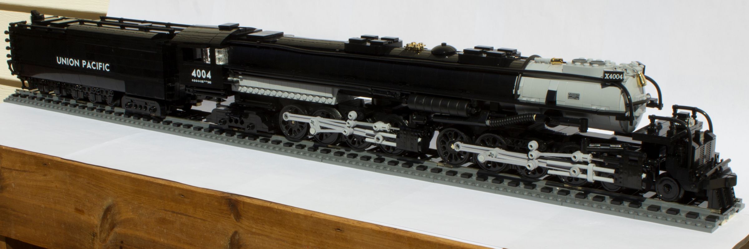 Union Pacific 4884 Big Boy Brick Train Depot