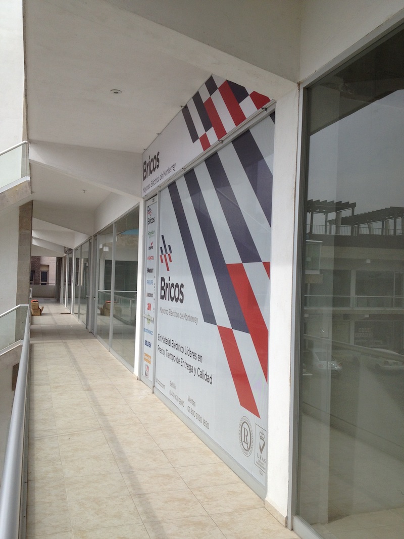 Nueva oficina en Saltillo Material Electrico e Iluminación Bricos