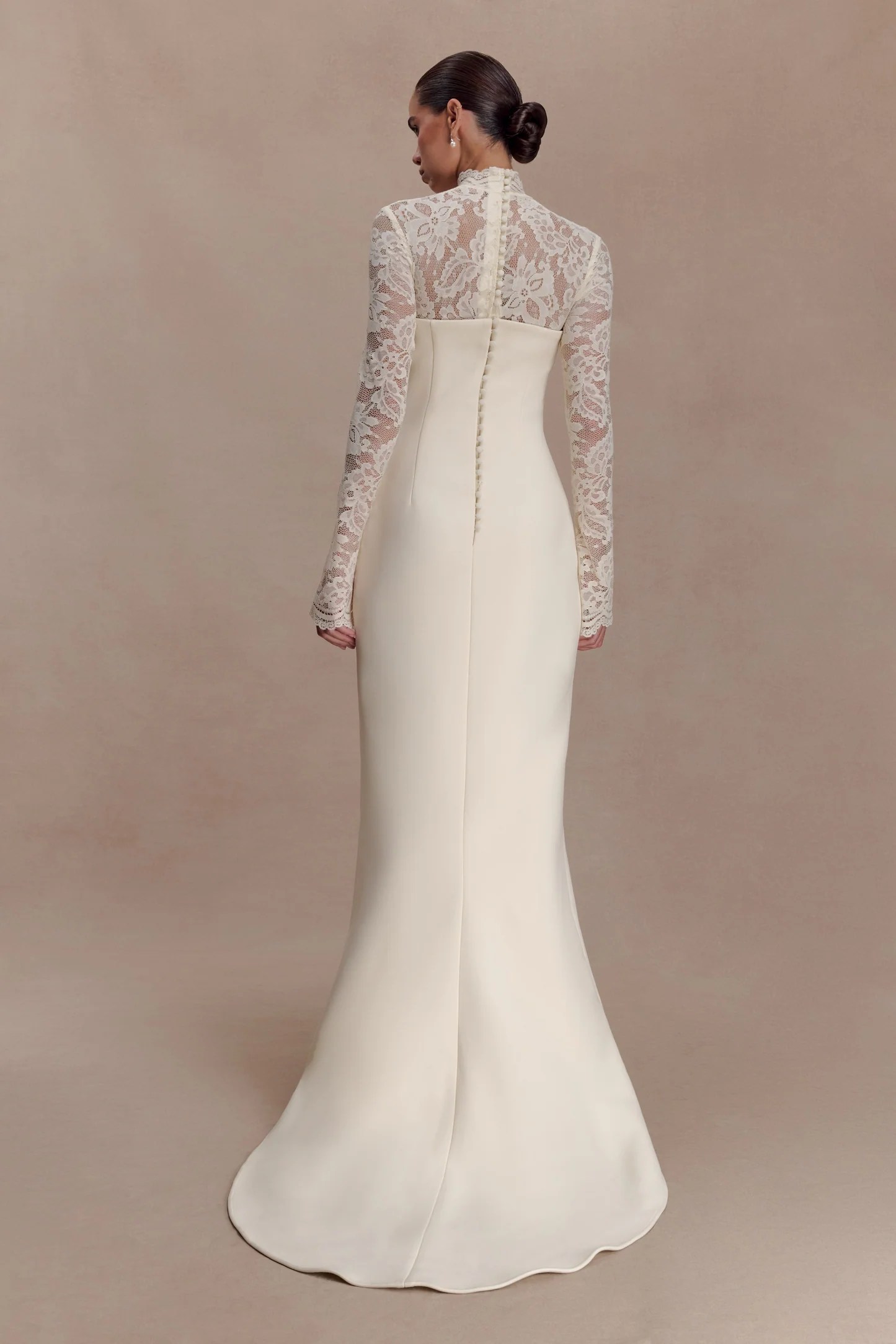 modern lace wedding dress trend for 2027