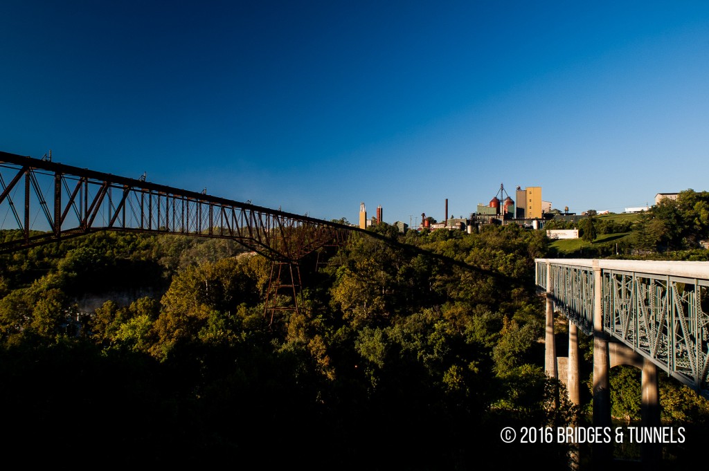 Tyrone Bridge (US 62), Young's High Bridge (Louisville Southern Railway)