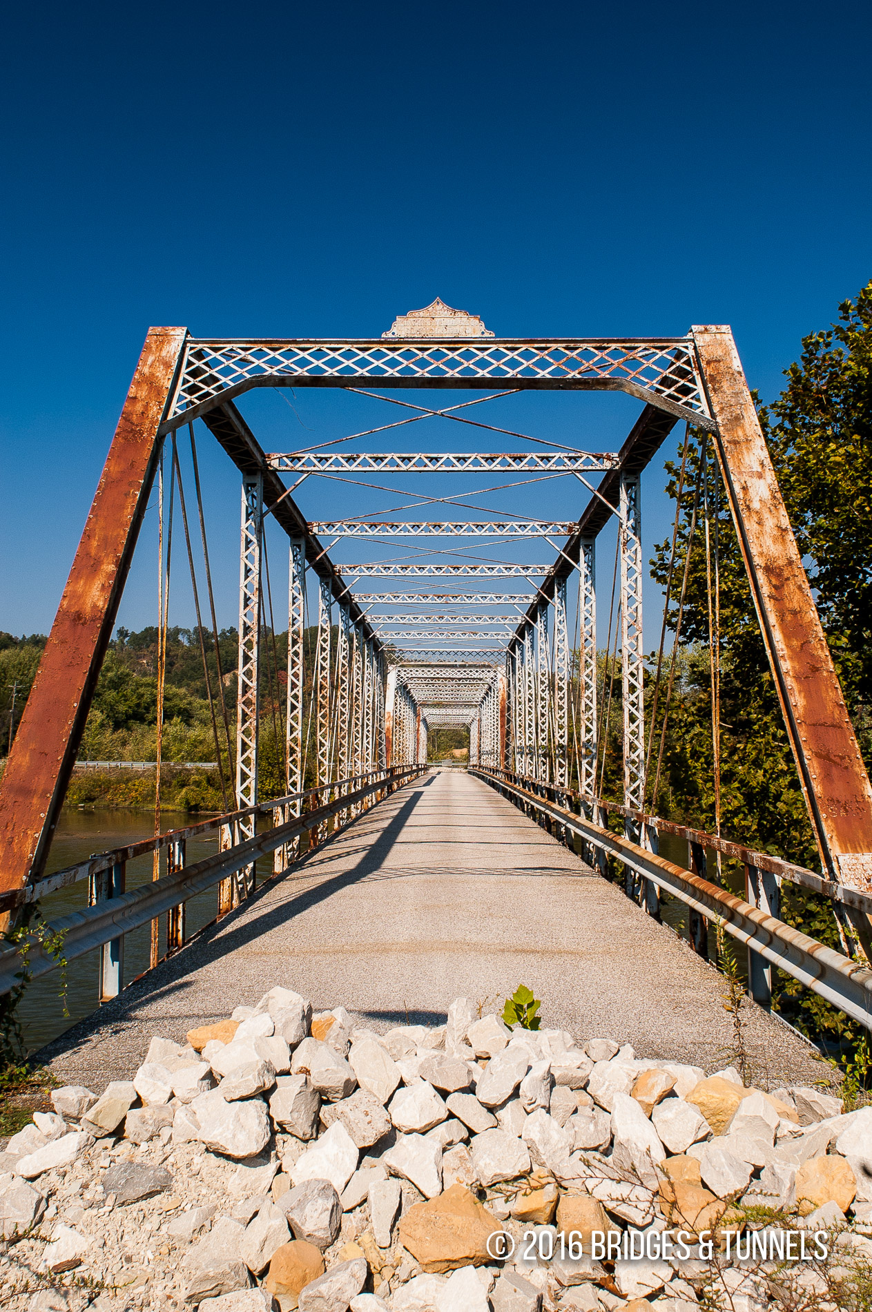 Greenup Bridge (Old US 23)