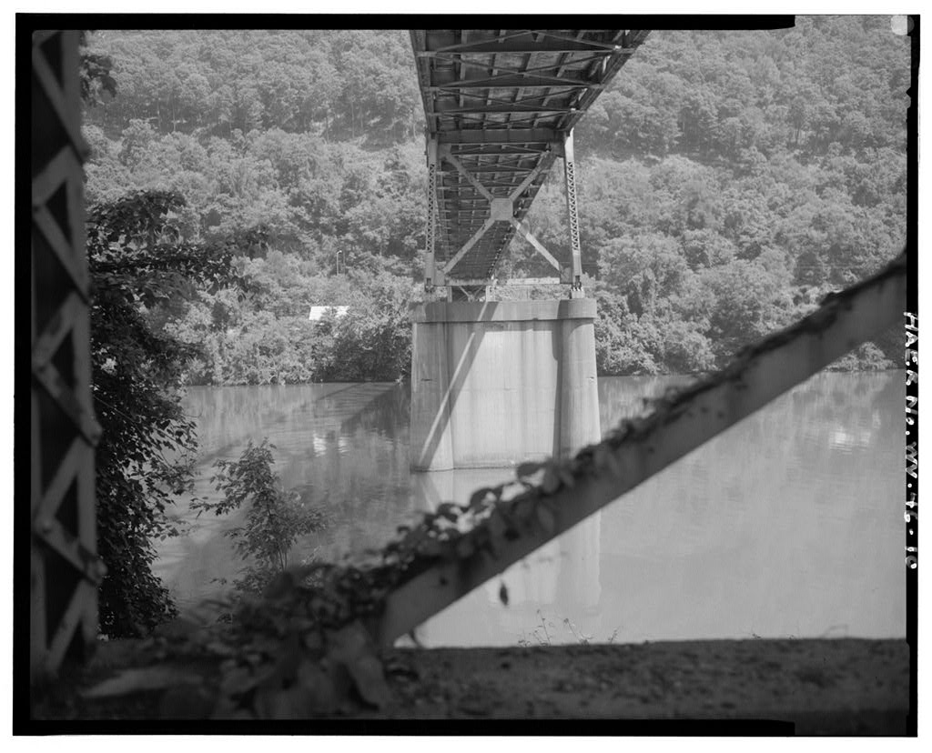 Chelyan Bridge