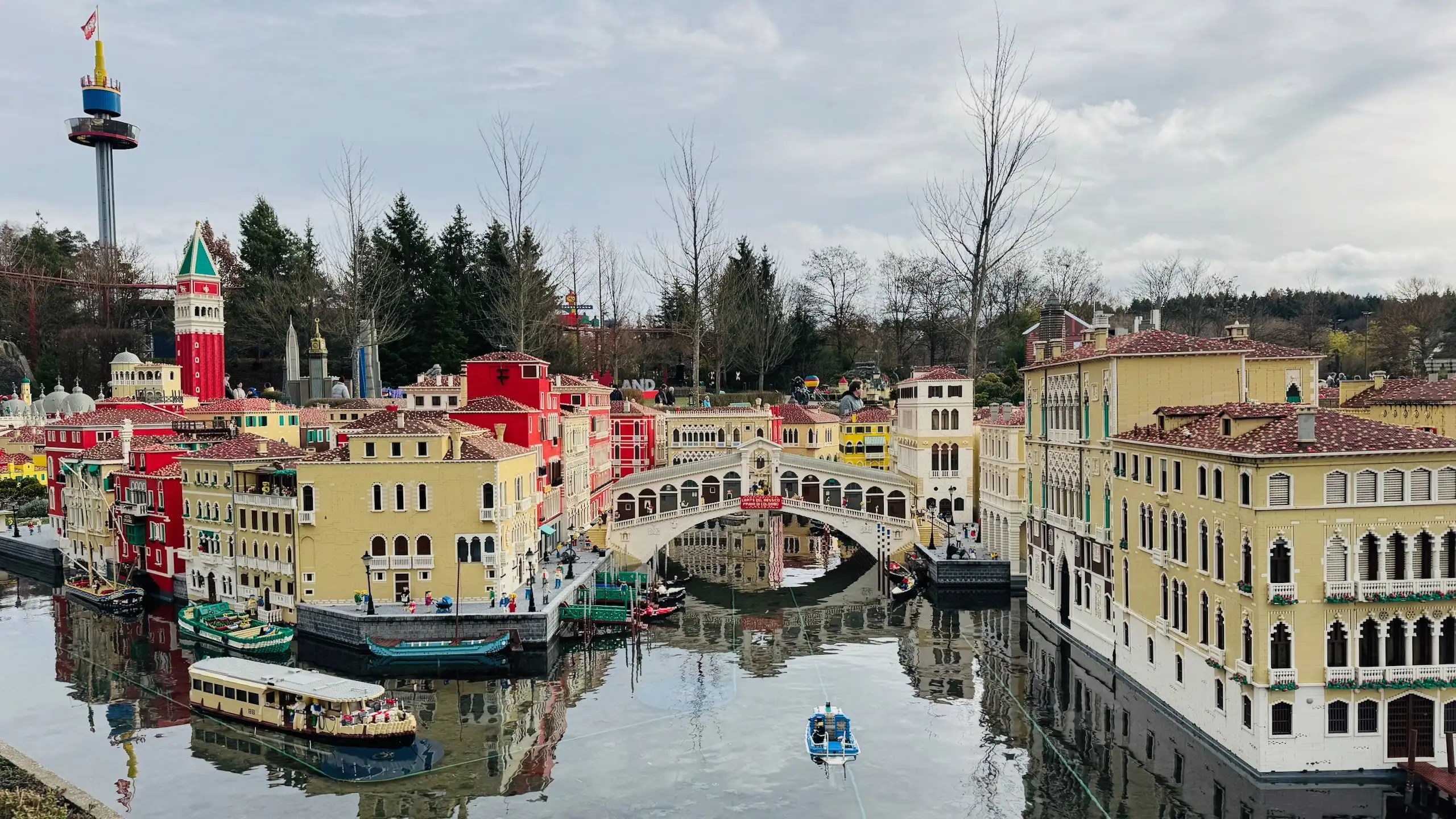 Legoland Deutschland Miniland: Avrupa şehirlerini minyatür dünyada keşfedin.