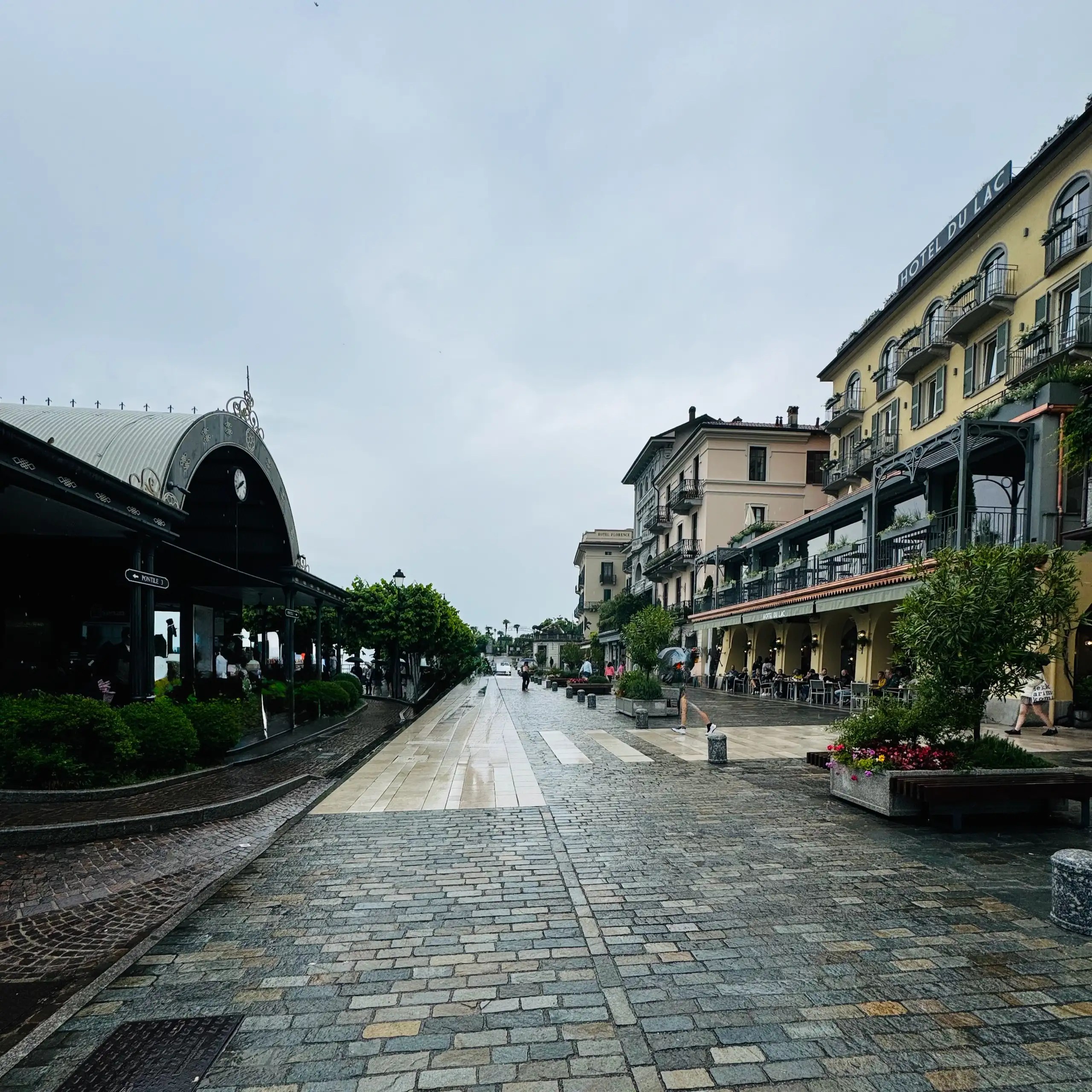 Piazza Mazzini – Bellagio’da Como Gölü kıyısında popüler meydan.