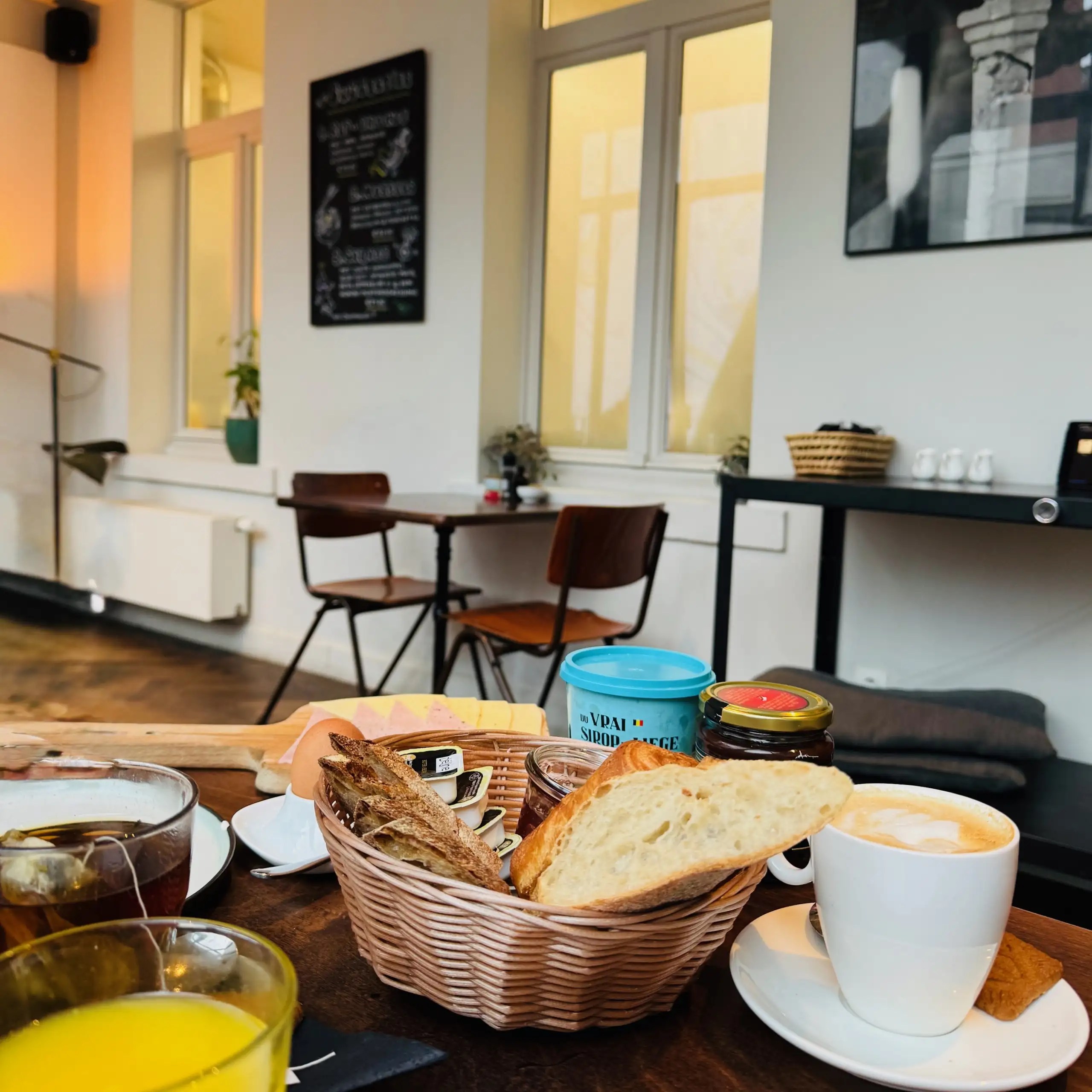 Kahvaltılarıyla öne çıkan Pain Perdu kafe.