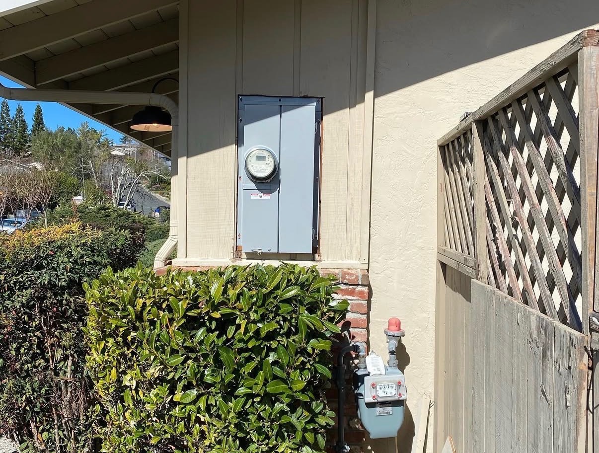Panel replacement in Sonoma County by licensed electrician.