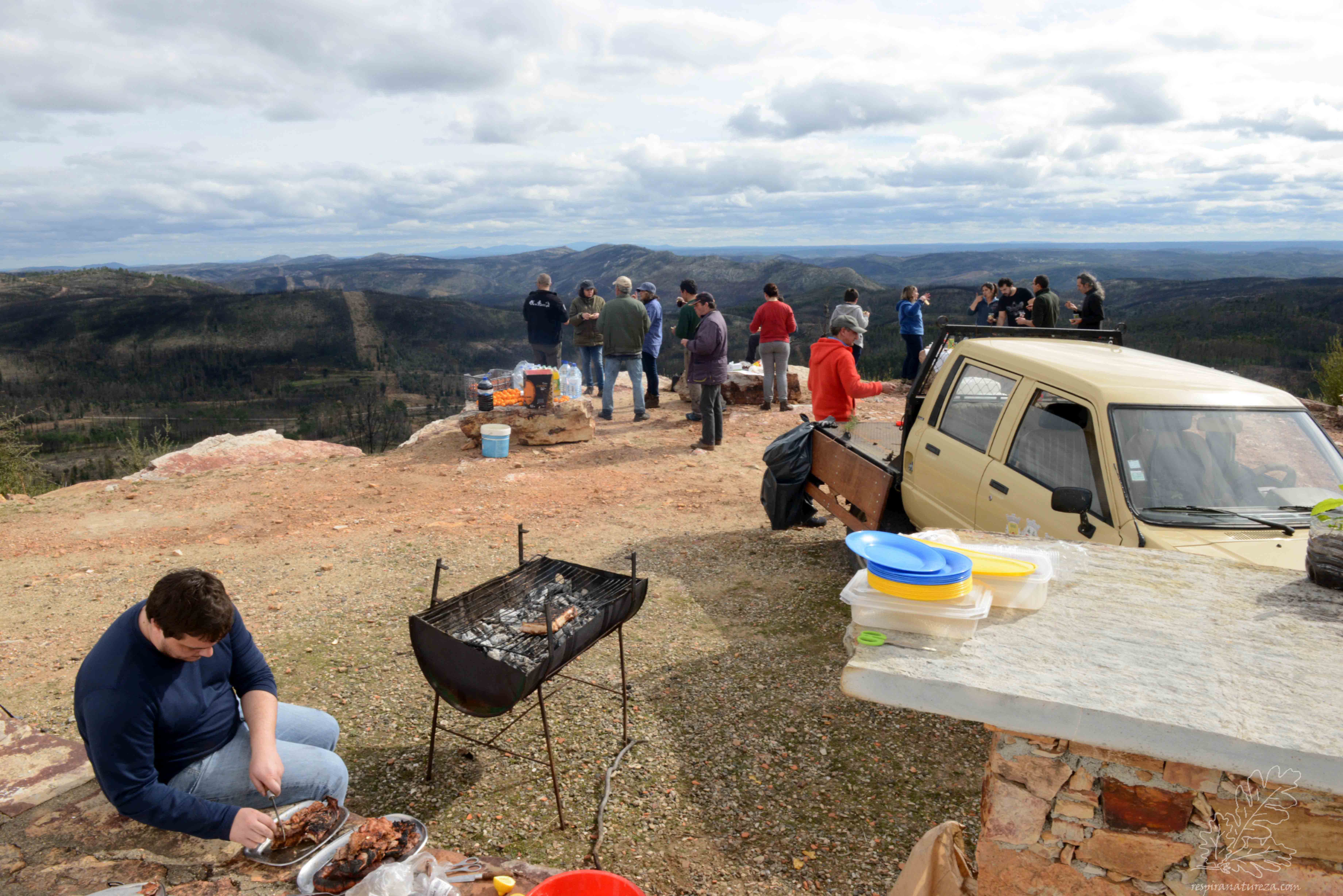 Depois de uma manhã de trabalho, hora de almoçar.