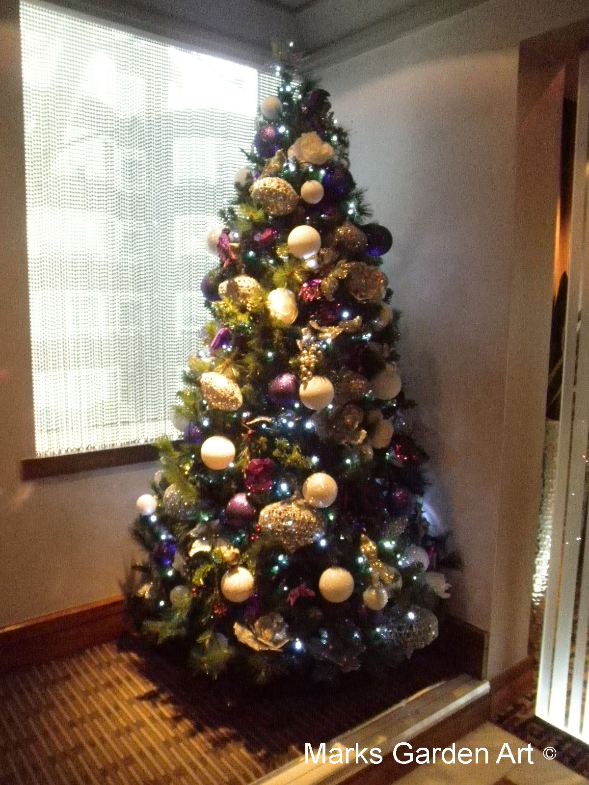 With help from these descriptions. ã¯ãªã¹ãã¹ããªã¼ (A Christmas tree) - Blog| ãã¼ã¯ã¹ ã¬ã¼ãã³ ã¢ã¼ã by