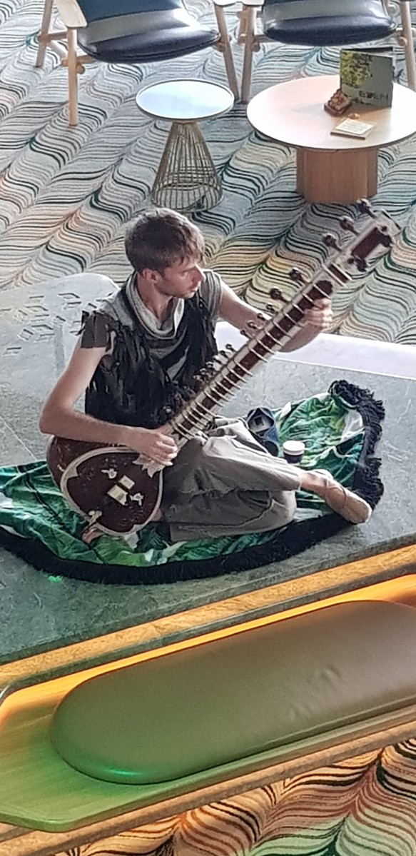 Sitar Player in Eden