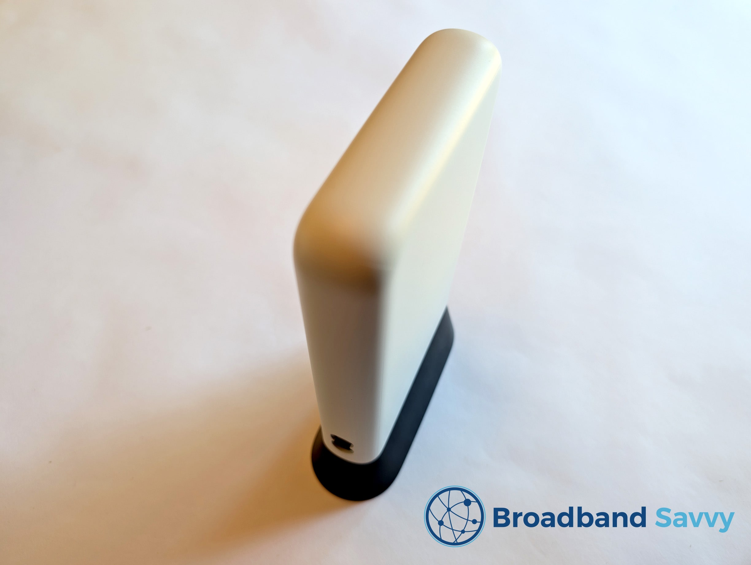EE 4G Home Broadband Review Smart 4G Hub WiFi Router Ee Smart 4g Hub Min 